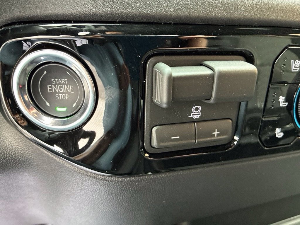 2026 Chevrolet Silverado 2500 HD ZR2 - Photo 18