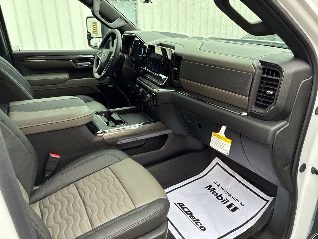 2026 Chevrolet Silverado 2500 HD ZR2 - Photo 29