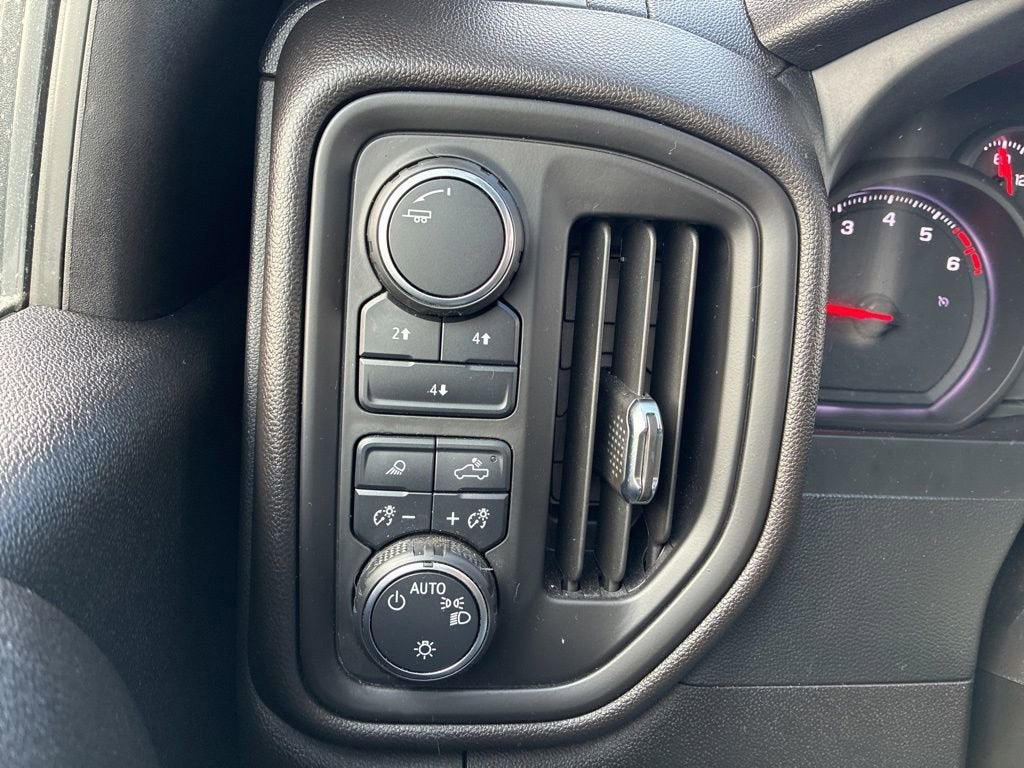 2024 Chevrolet Silverado 2500 HD Custom