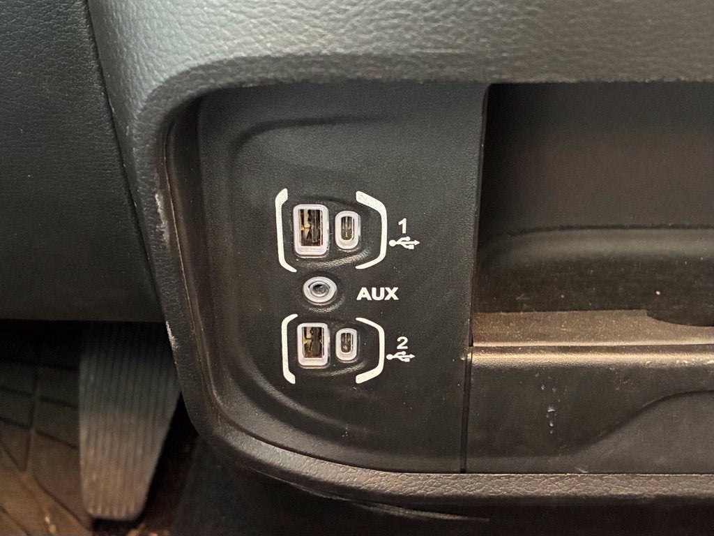 2025 RAM 2500 Base