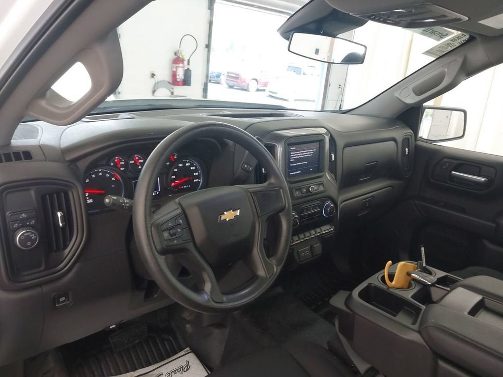 2025 Chevrolet Silverado 1500 WT