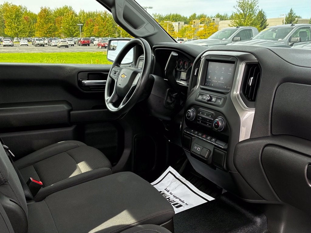2025 Chevrolet Silverado 1500 WT