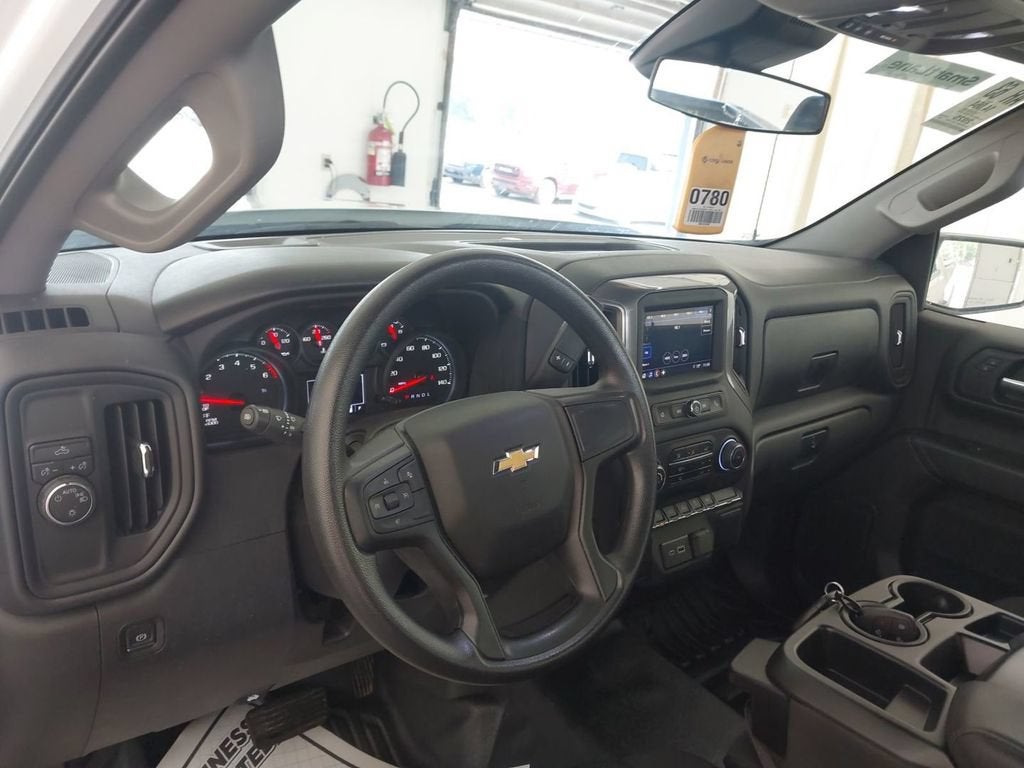 2025 Chevrolet Silverado 1500 WT