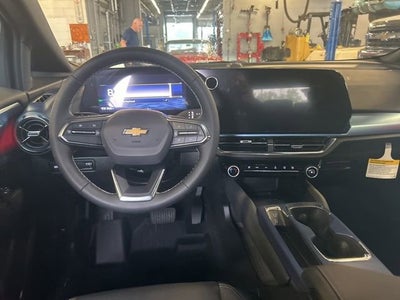 2025 Chevrolet Equinox EV LT
