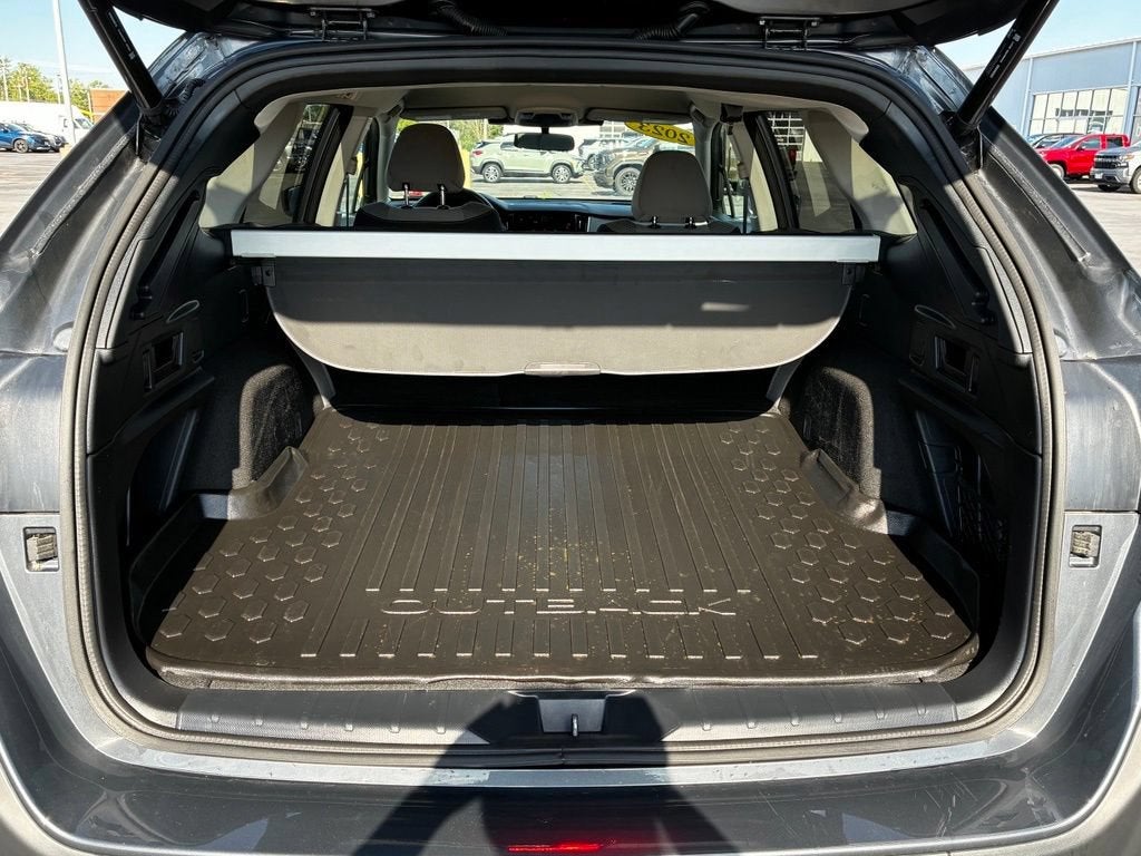 2023 Subaru Outback Premium
