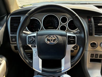 2017 Toyota Sequoia SR5