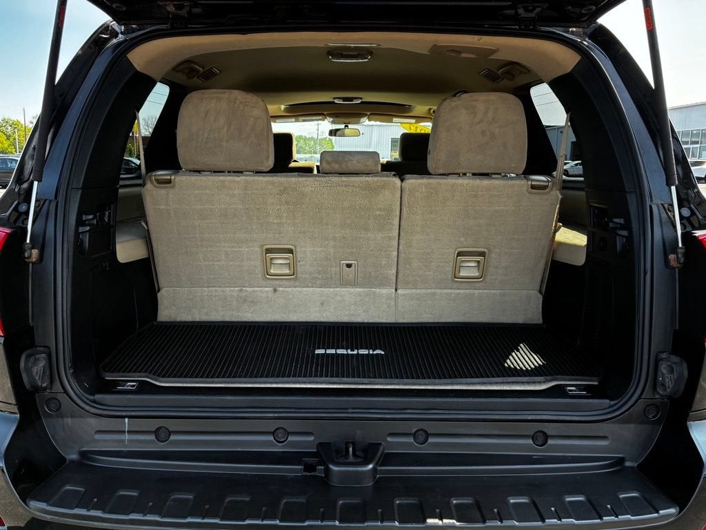2017 Toyota Sequoia SR5