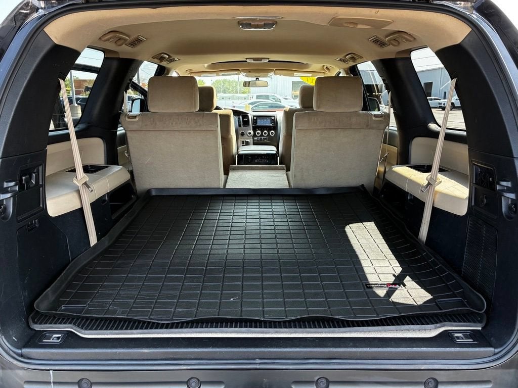 2017 Toyota Sequoia SR5