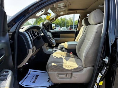 2017 Toyota Sequoia SR5