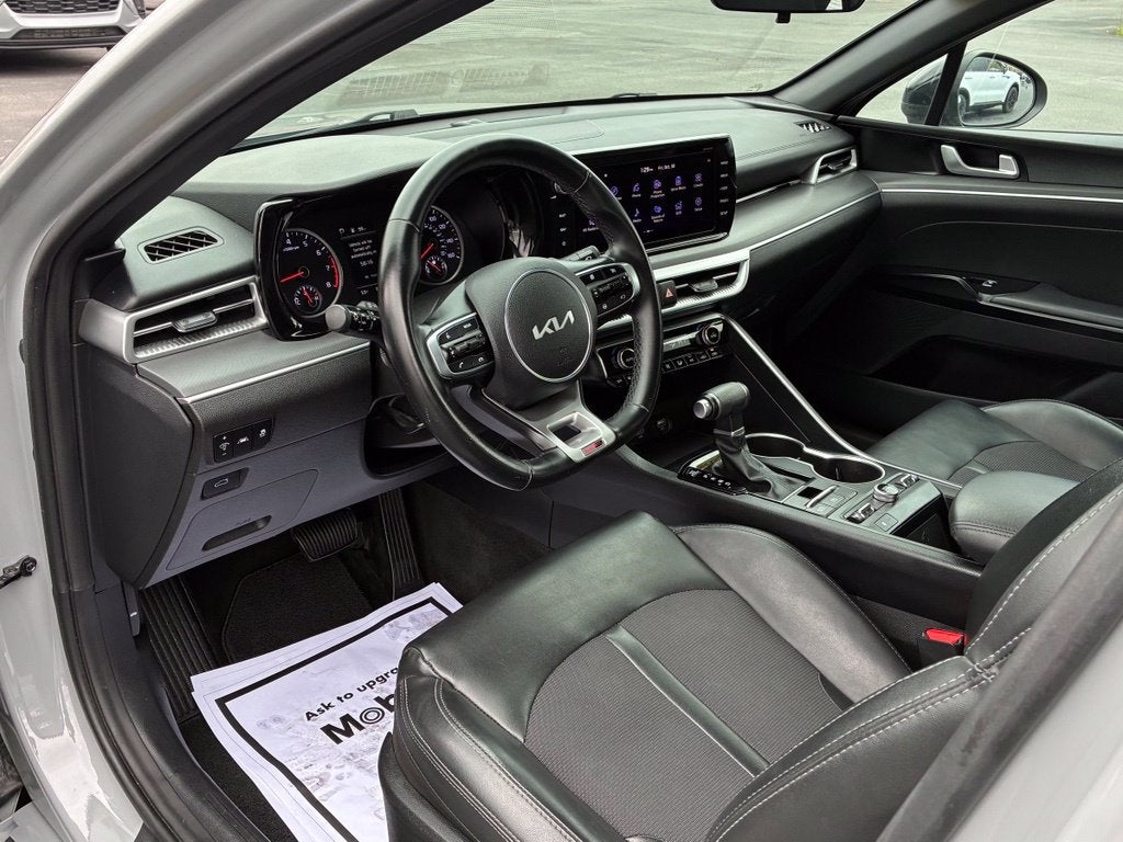 2022 Kia K5 GT-Line