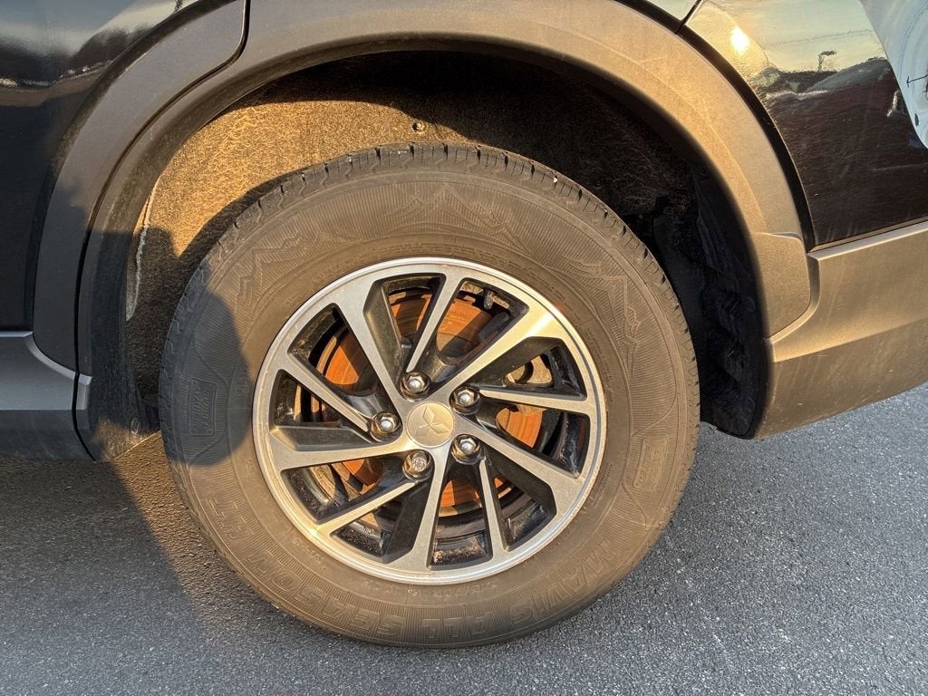 2022 Mitsubishi Eclipse Cross ES