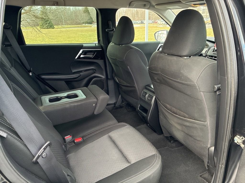 2022 Mitsubishi Outlander ES