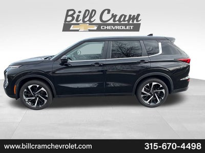 2022 Mitsubishi Outlander ES