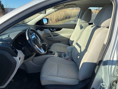 2018 Nissan Rogue Sport SV