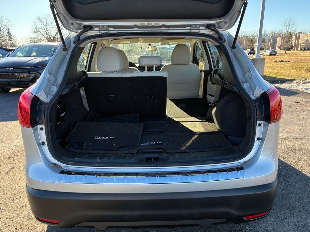 2018 Nissan Rogue Sport SV