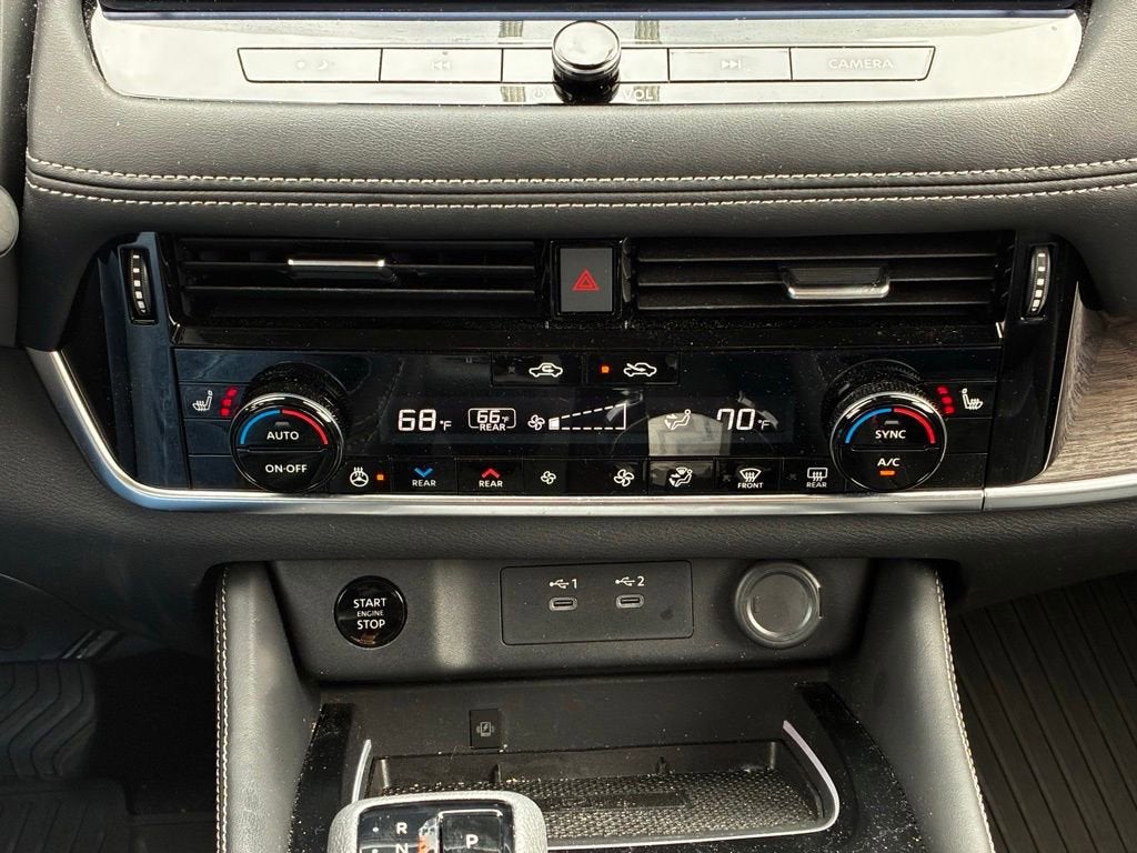 2025 Nissan Rogue Platinum