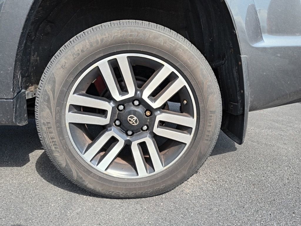 2020 TOYOTA TRU 4RUNNER Base