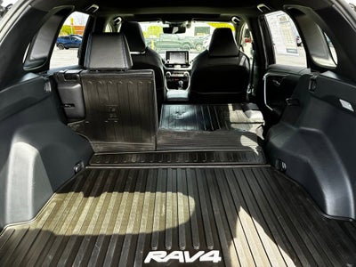 2020 Toyota RAV4 Hybrid XSE