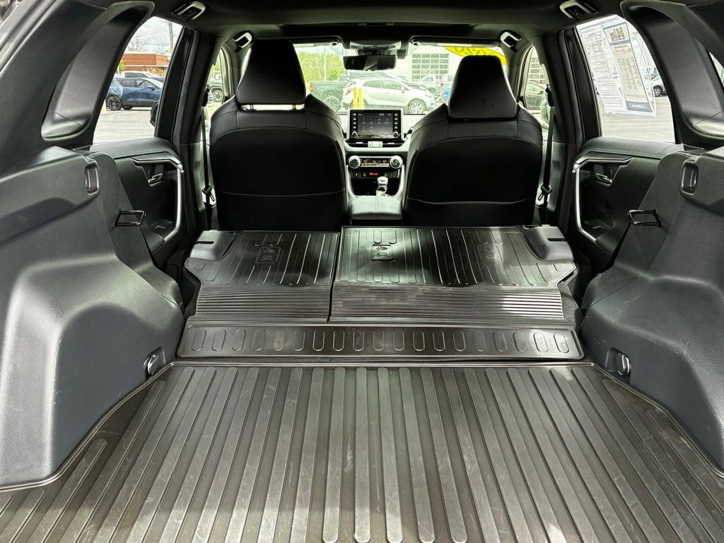 2020 Toyota RAV4 Hybrid XSE