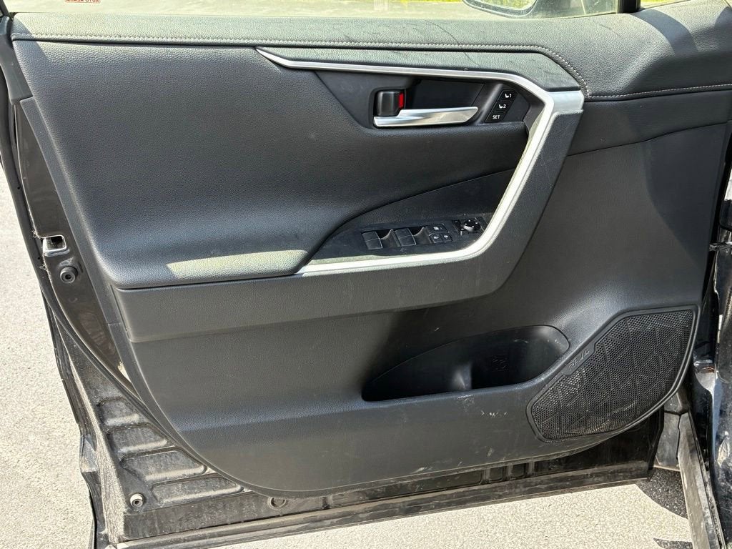2020 Toyota RAV4 Limited