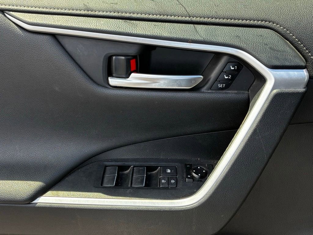 2020 Toyota RAV4 Limited