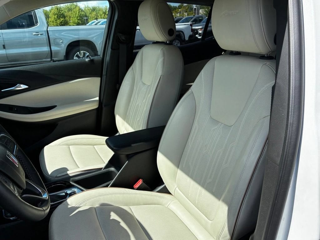 2025 Buick Encore GX Avenir