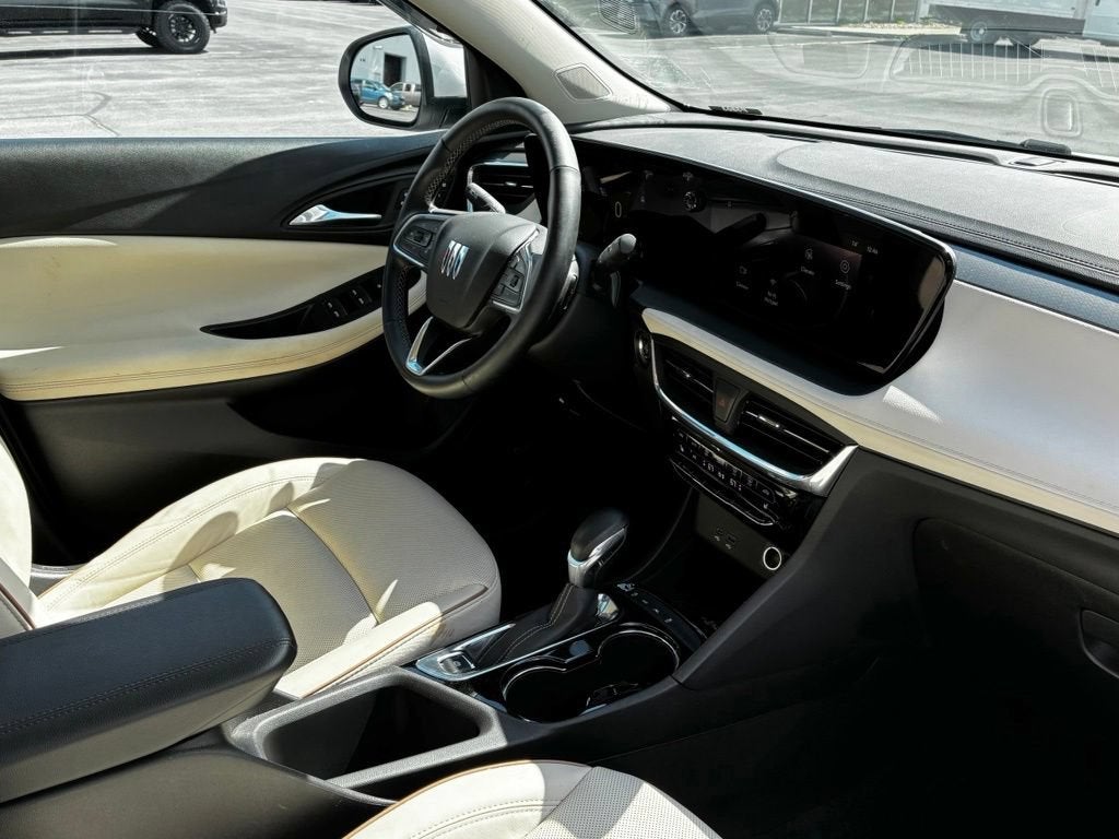 2025 Buick Encore GX Avenir