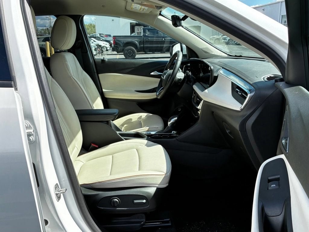 2025 Buick Encore GX Avenir