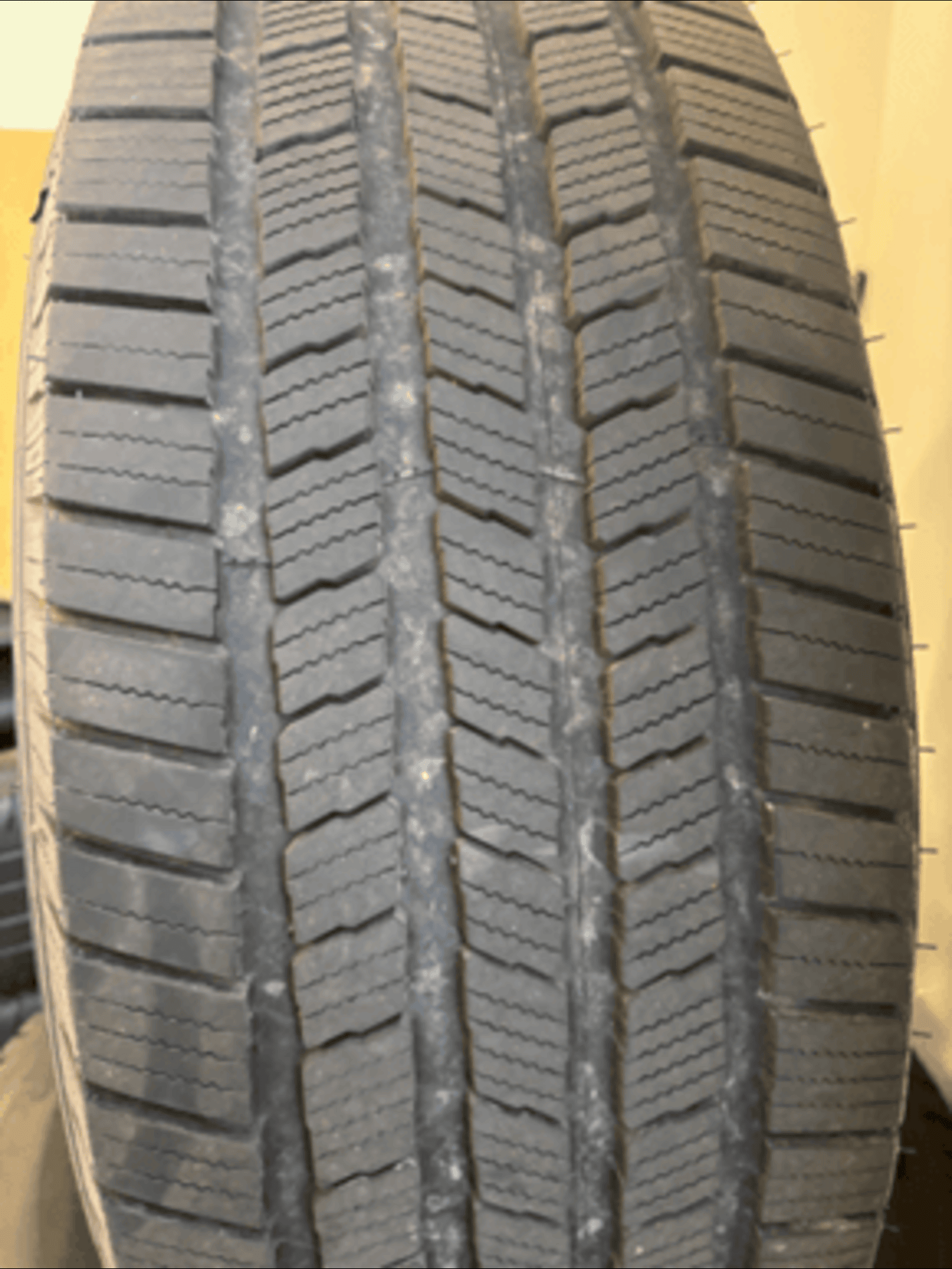 MICHELIN DEFENDER-2